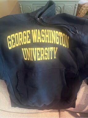 George Washington University Sweatshirt M Women’s Vintage 1990s